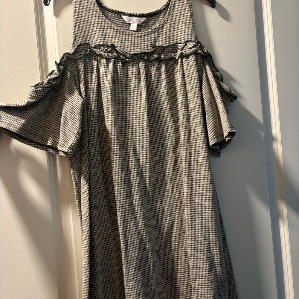 LC Lauren Conrad Black and White Ruffle Dress